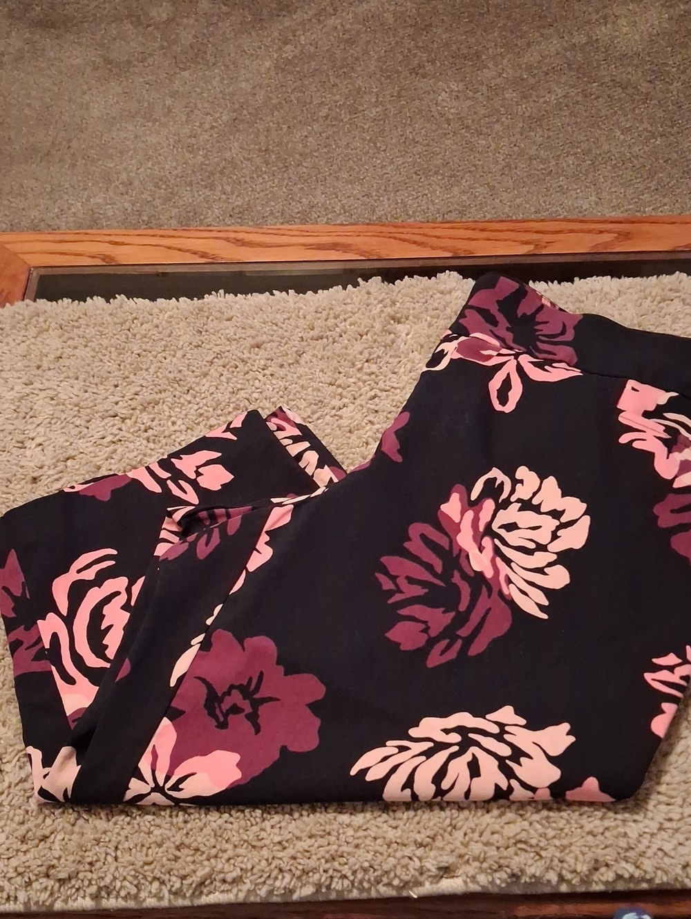 TERRA SKY STRETCH Floral  Pants in Black with Pink & Plum Blooms SZ 1X